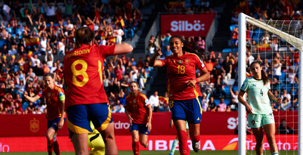 Espana firma una exhibicion goleadora en Balaidos ante Portugal