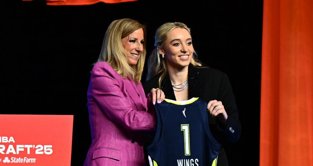 Todas las elecciones del Draft de la WNBA encabezado por Paige Bueckers