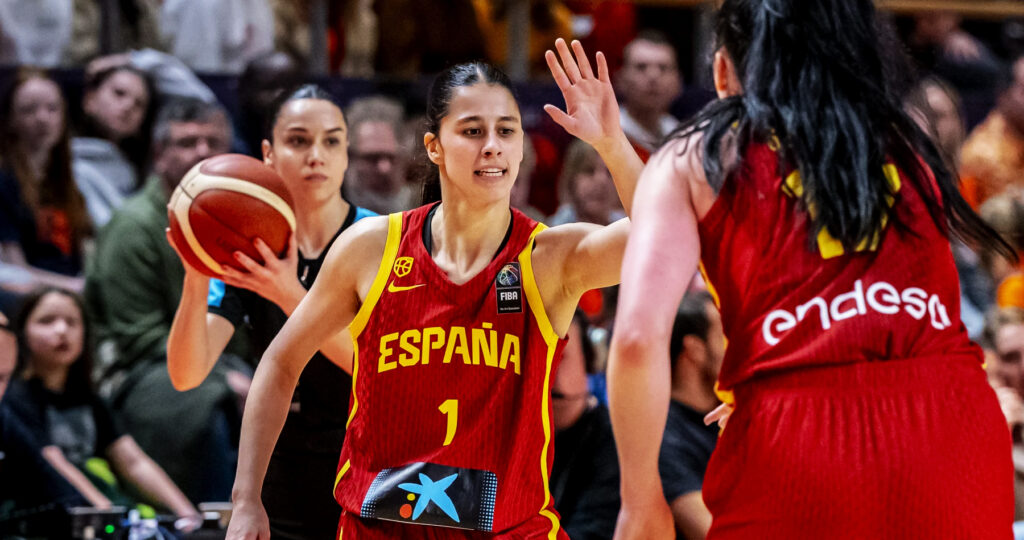 Claudia Soriano firma por Avenida para las dos próximas temporadas 1 Claudia Soriano firma por Avenida para las dos proximas temporadas
