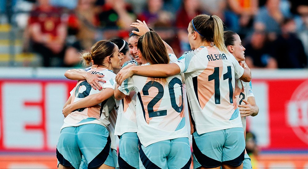España golea a Bélgica y sigue líder del grupo 1 Espana golea a Belgica y sigue lider del grupo