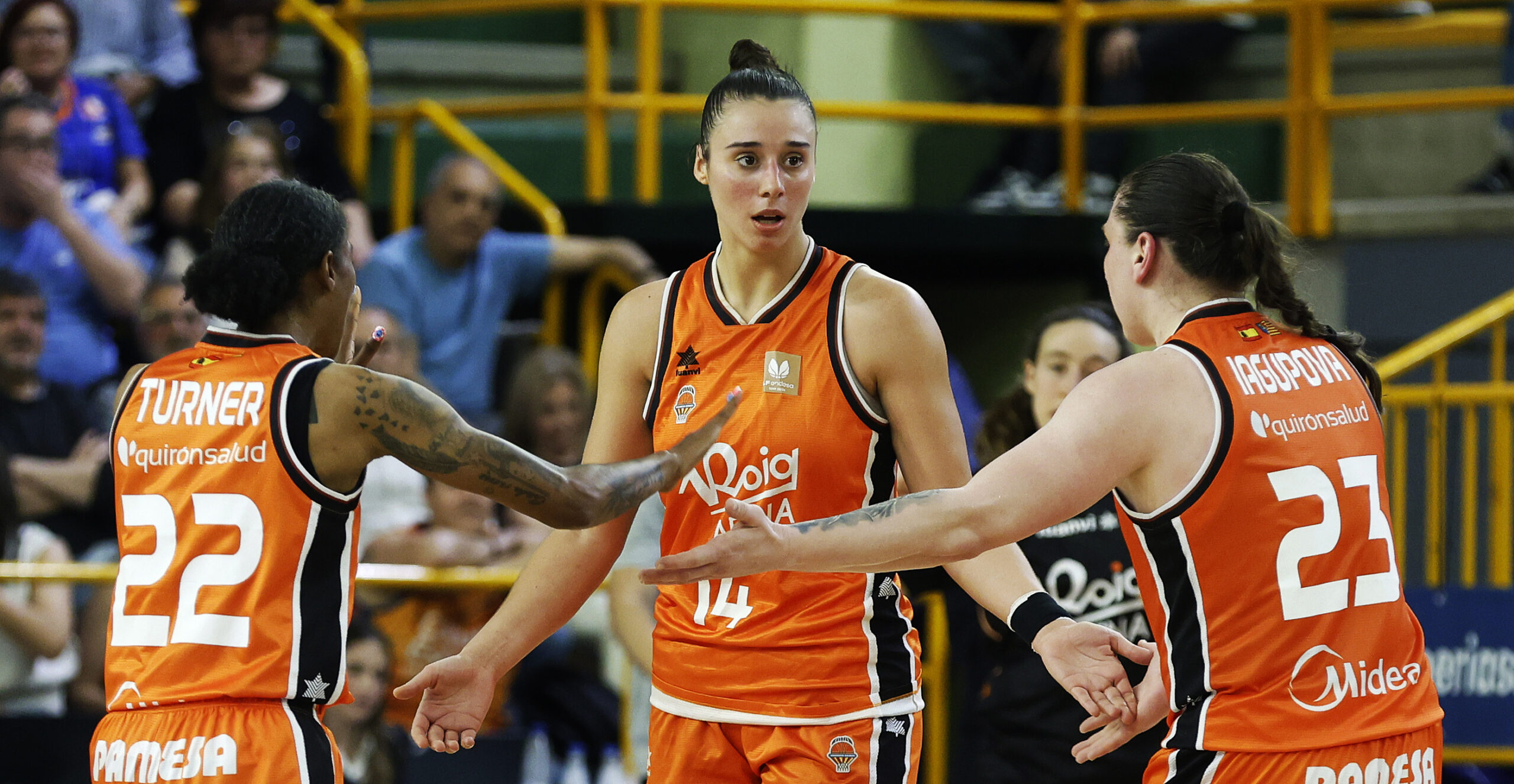 Raquel Carrera firma un partido histórico en playoffs 1 Raquel Carrera firma un partido historico en playoffs scaled