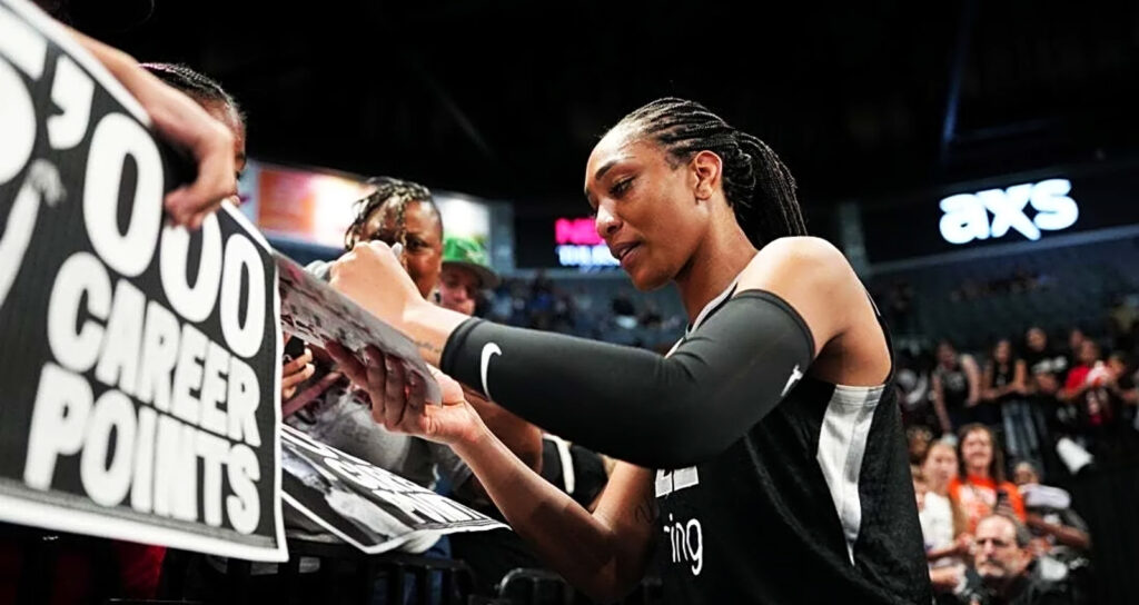 A’ja Wilson a un nivel de MVP, pero no es suficiente 1 Aja Wilson a un nivel de MVP pero no es suficiente
