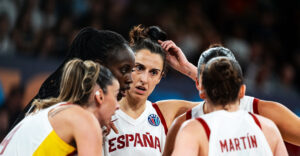 Espana impone su ritmo y su juego ante Alemania
