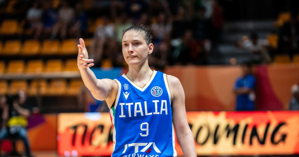 Zandalasini guía a Italia en su estreno en este EuroBasket 1 Zandalasini guia a Italia en su estreno en este EuroBasket