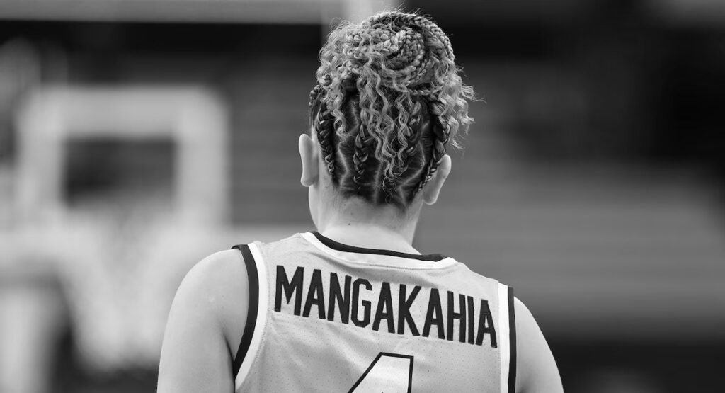 Tiana Mangakahia, una estrella más en el cielo 1 Tiana Mangakahia una estrella mas en el cielo