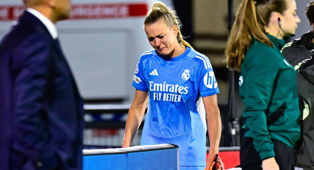 Merle Frohms sufre una grave lesion de rodilla y estara varios meses de baja