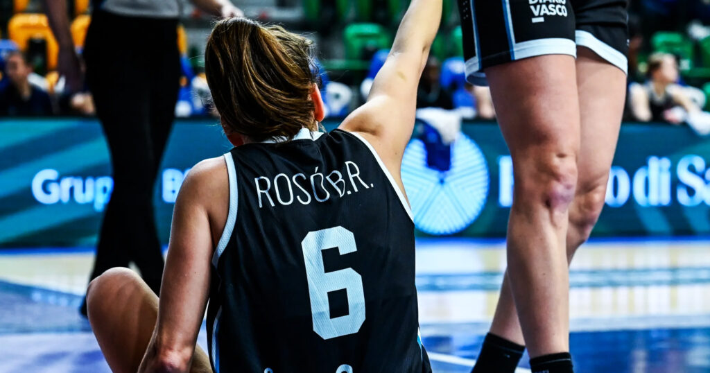 Roso Buch brilla con luz propia